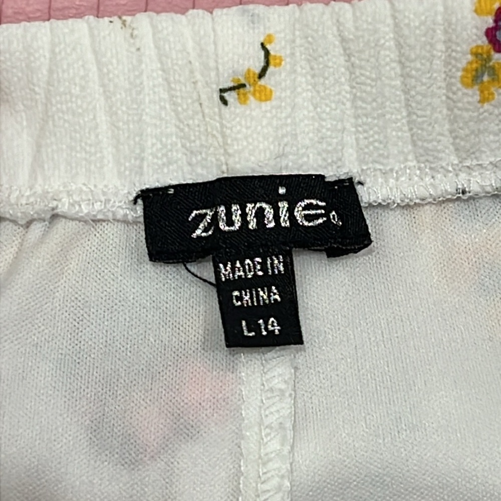 ZUNIE - Picture 2 of 5